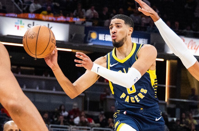 Tyrese Haliburton tekee uransa ensimmäisen kolmoistuplan